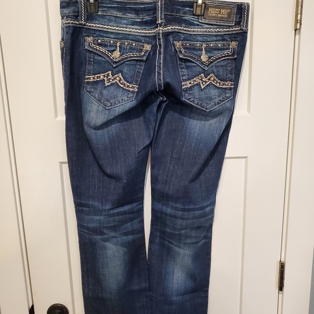 Miss Me Jeans-- Almost New View 2